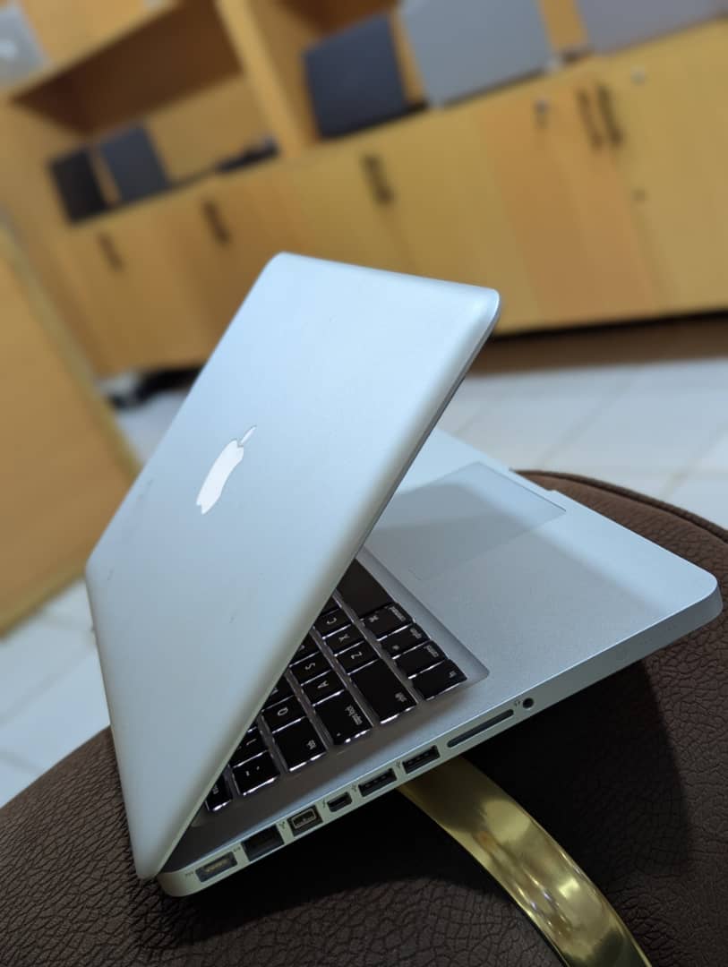 Apple MacBook Pro 2012