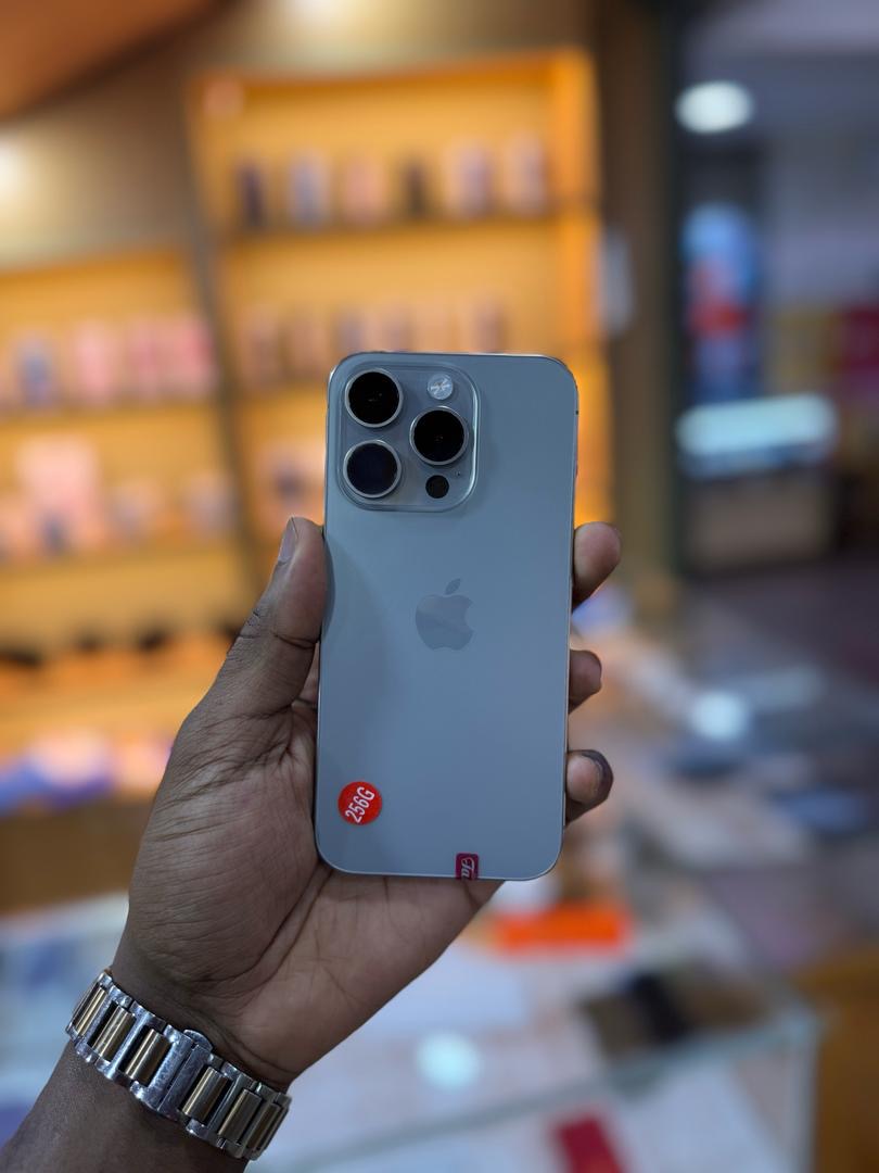 iPhone 15 Pro 256GB