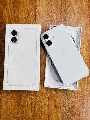 IPHONE 16 white