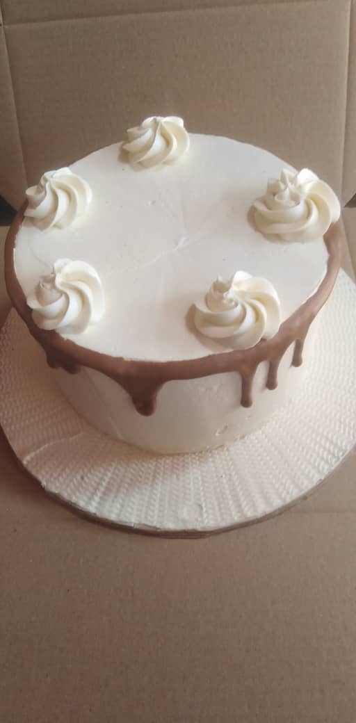 All cakes (wedding, birthday), snacks & ice cream