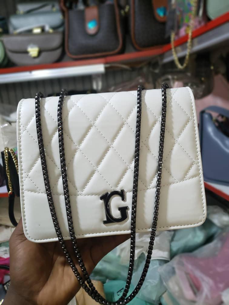 Ladies Handbags 👜