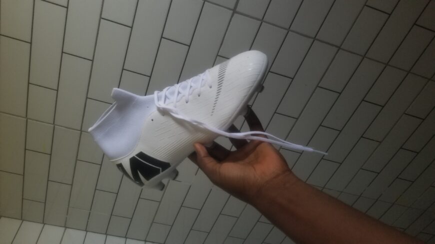 We sale shoes