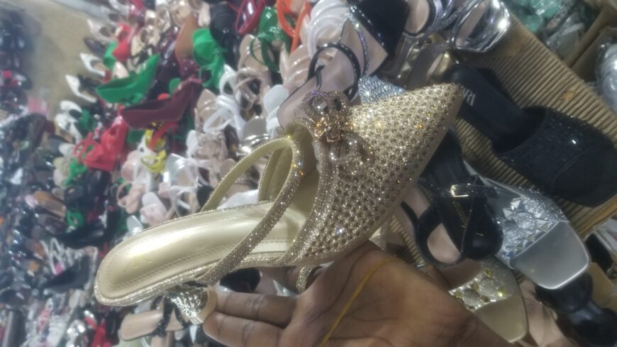 We sale shoes