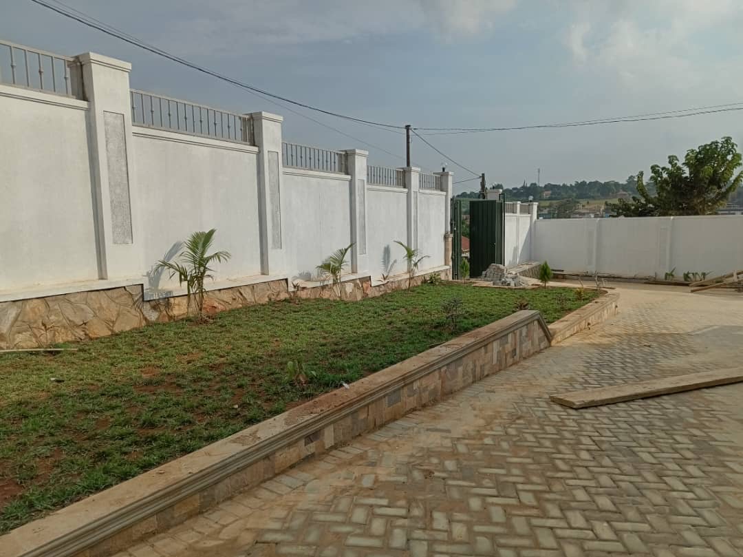 Beautiful Classic Home For Sale in Namugongo-Sonde