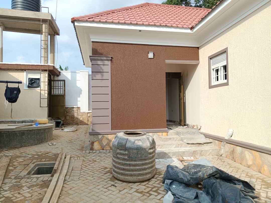 Beautiful Classic Home For Sale in Namugongo-Sonde