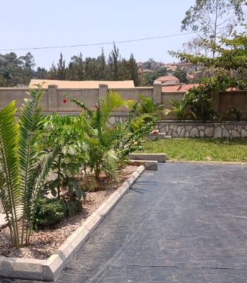 Luxury Home For Sale In Kira Bulindo