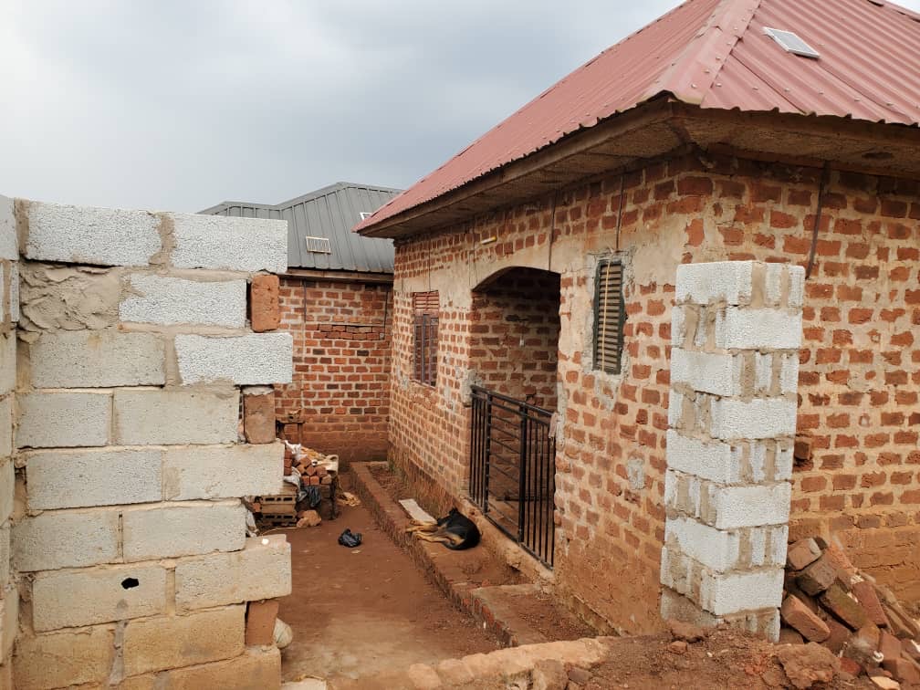 Simple House For Sale In Kawanda-Bombo Road