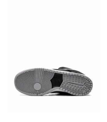 Nike SB Dunk Low Pro Sneakers
