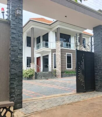 Luxury Flat House For Sale In Wakiso Town