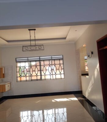 4-Bedrooms House For Sale Akright Bwebajja