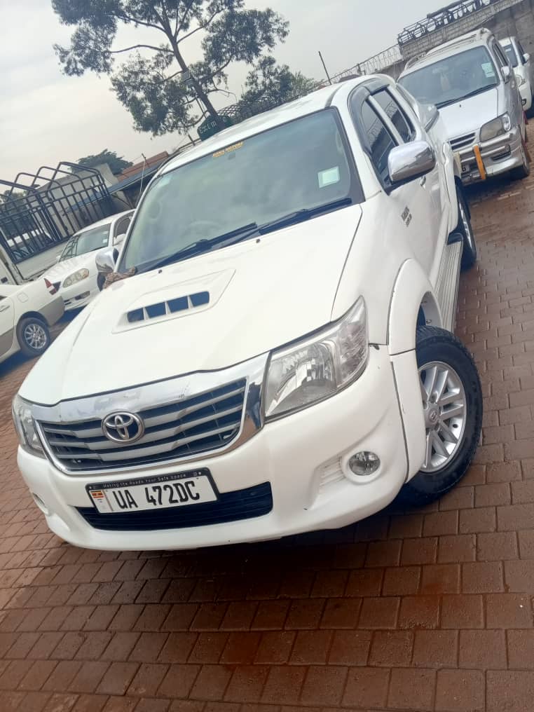 HILUX VIGO (DIGITAL)