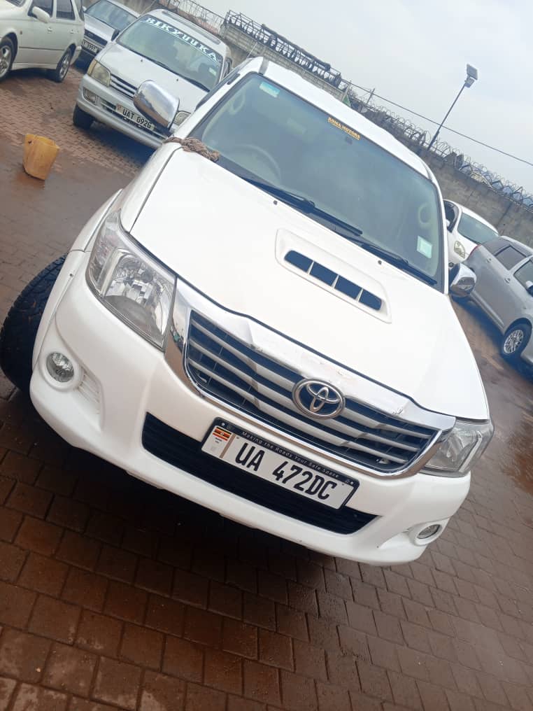 HILUX VIGO (DIGITAL)