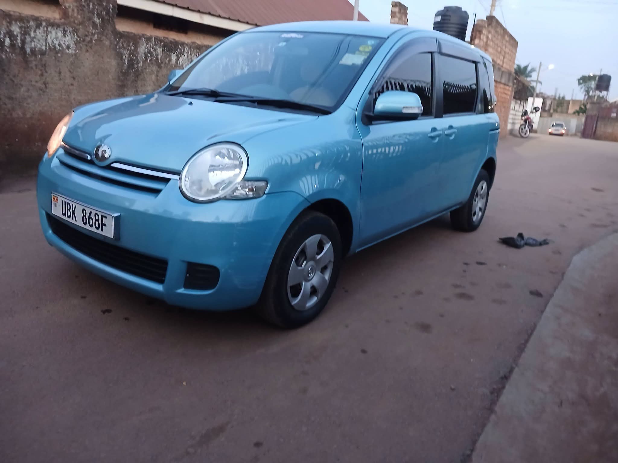 Toyota Sienta For Sale
