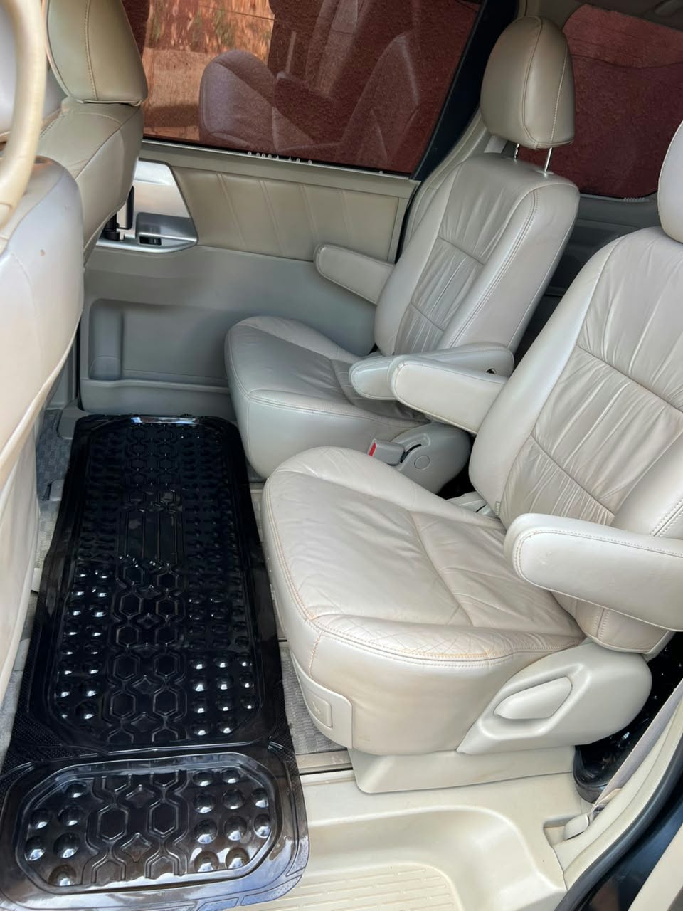 Toyota Noah 2012 For Sale