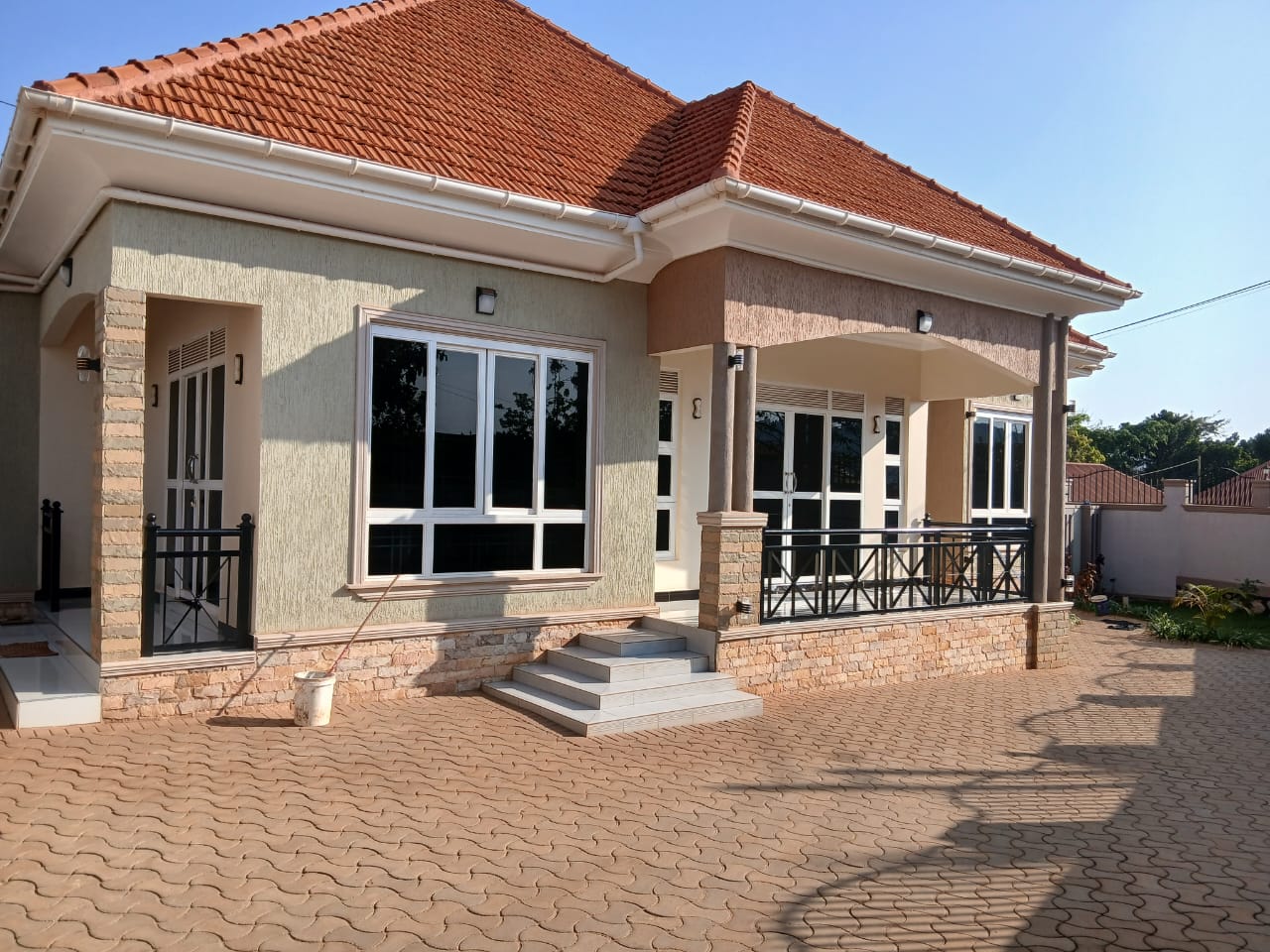 House For Sale In Kitende