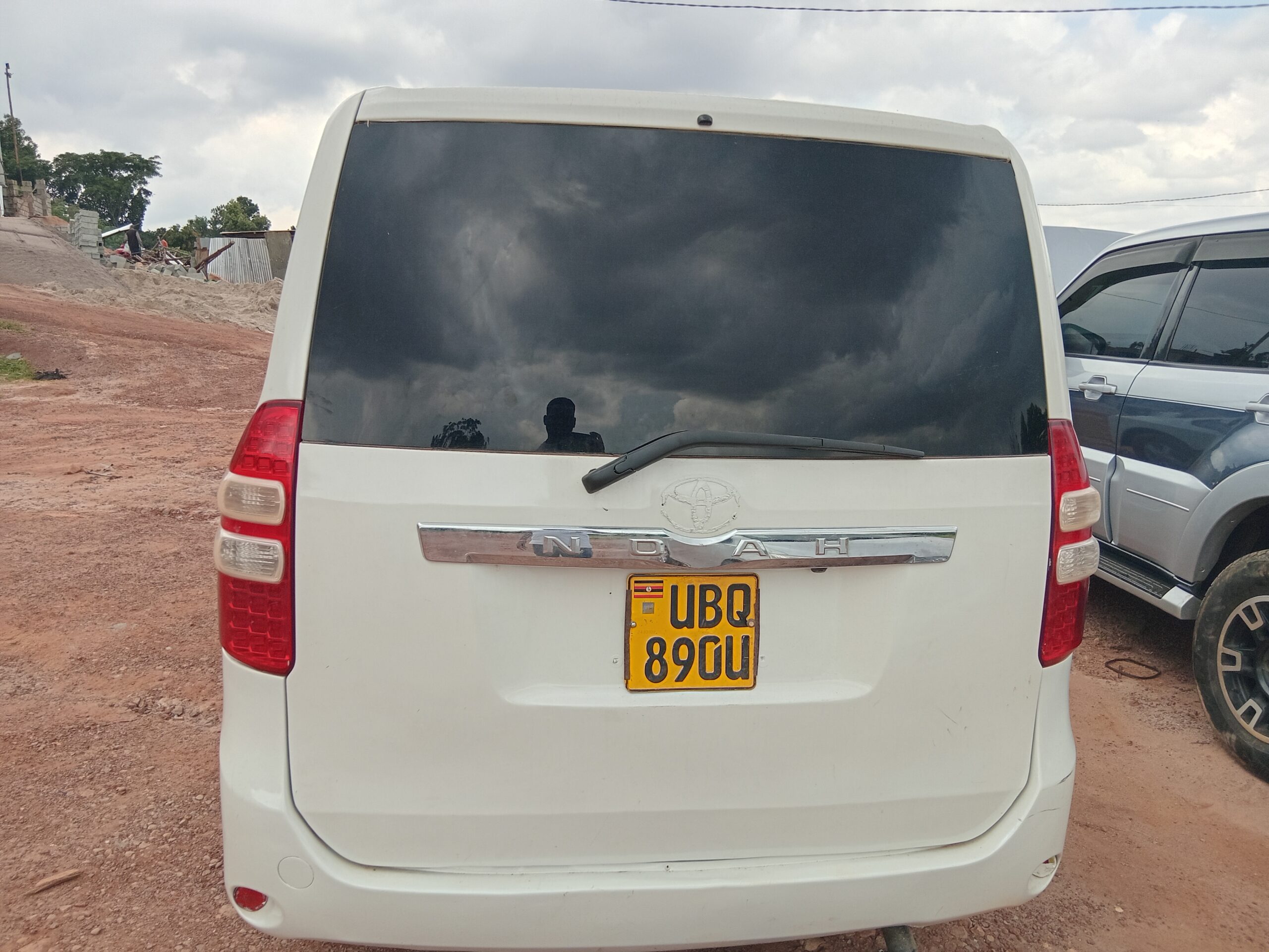 Toyota Noah For Sale