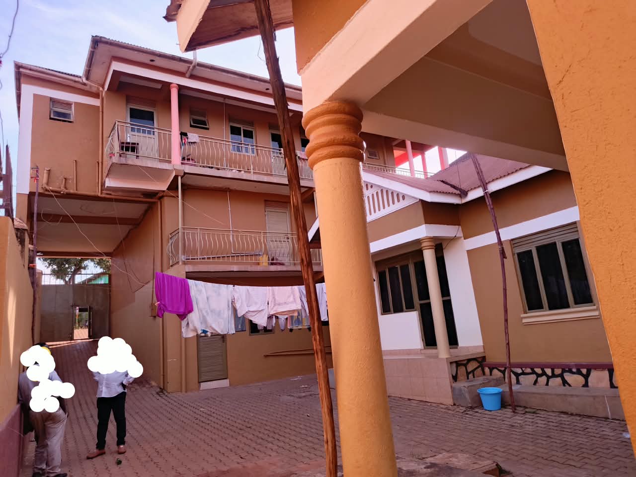 Commercial House For Sale